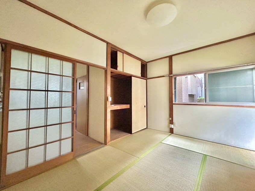 居室 第三佐渡荘