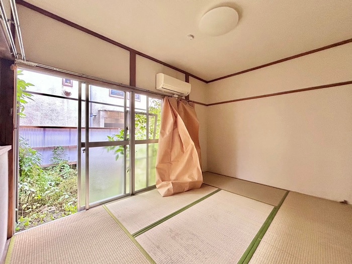 居室 第三佐渡荘