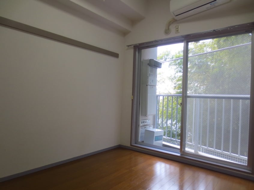 居室 エアフォルク大倉山