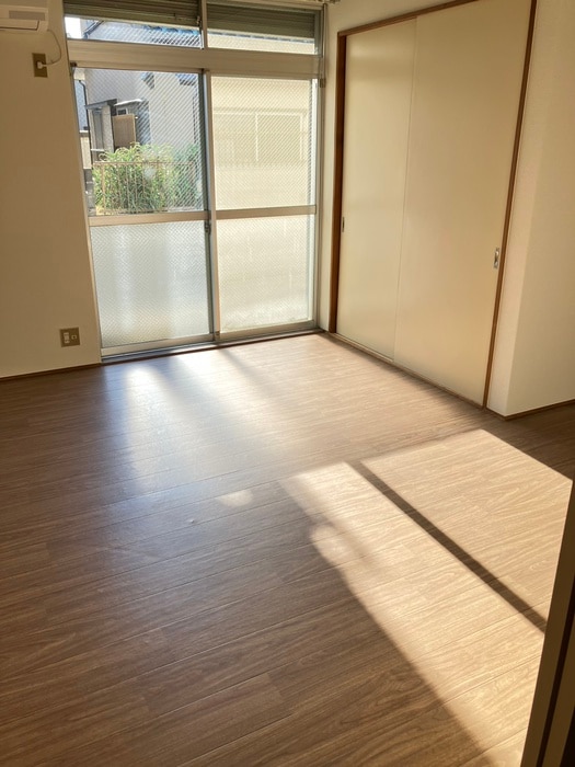 居室 ｴｽﾃｰﾄﾋﾟｱ寿