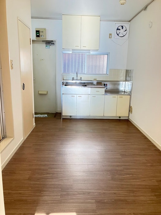 居室 ｴｽﾃｰﾄﾋﾟｱ寿