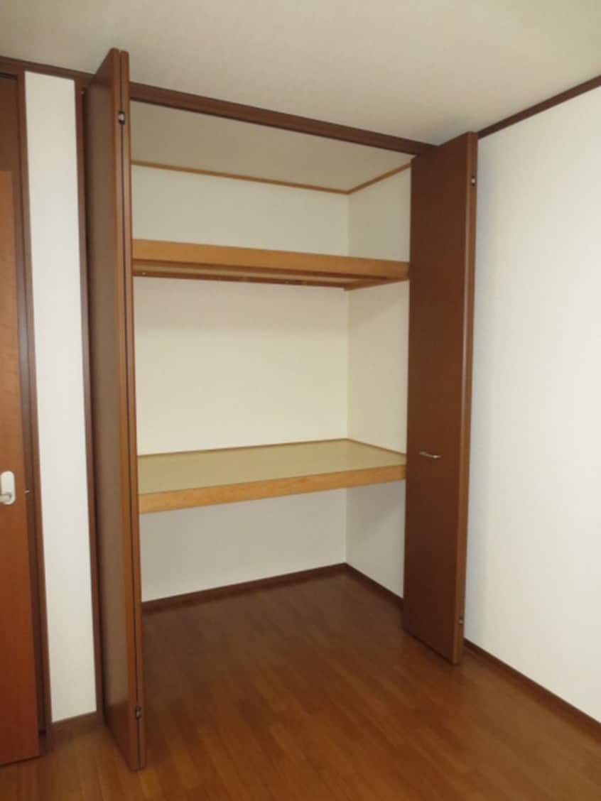 収納 カーサファミール