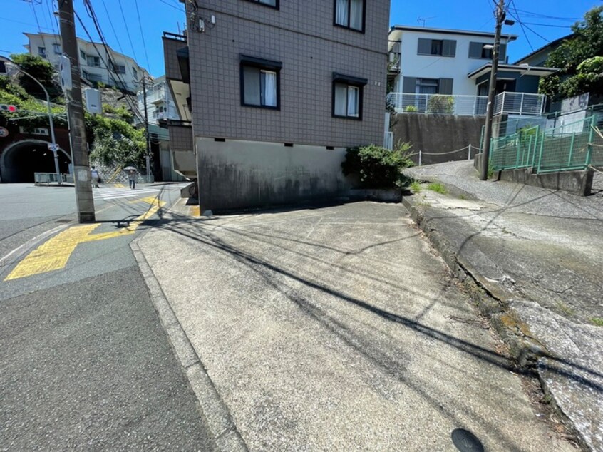 駐車場 メゾン堀ノ内