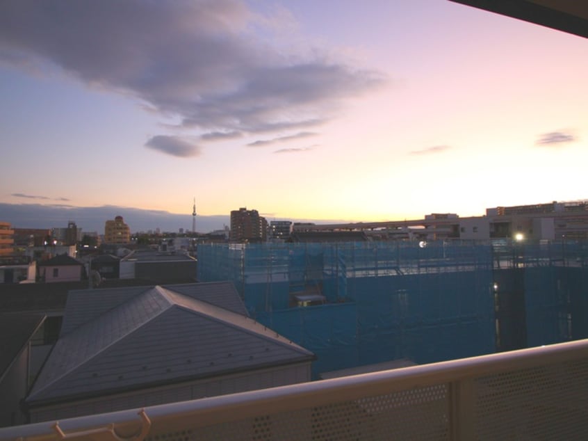 室内からの展望 セントラルビル綾瀬