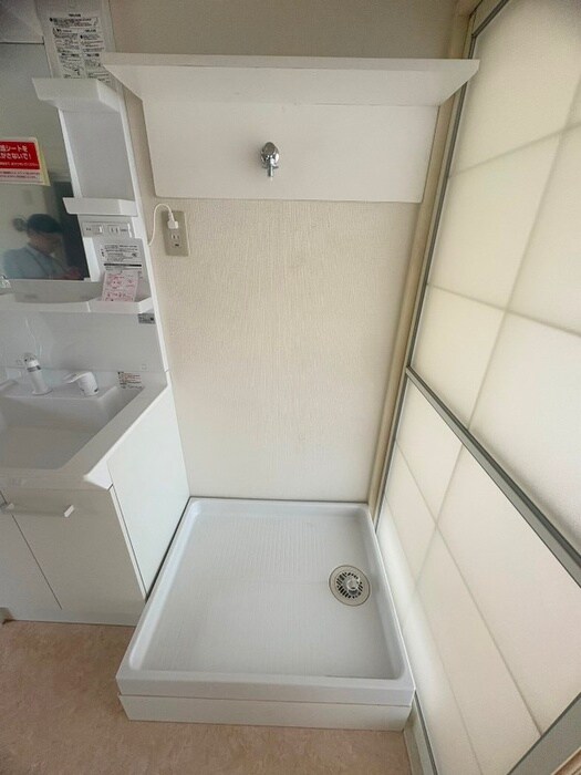 洗濯機置場 ハイツ鶏鳴