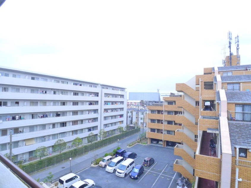 室内からの展望 プレステ－ジ市川