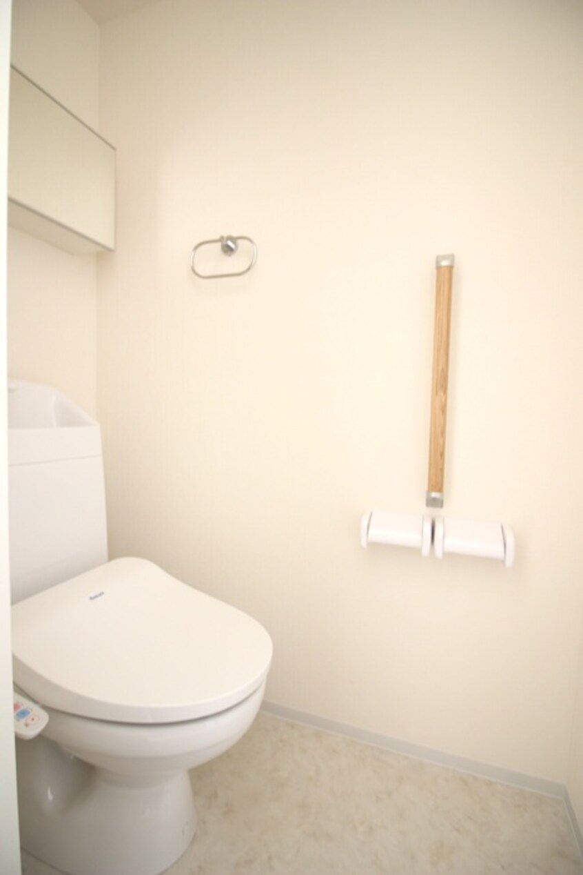 トイレ ルフラン２