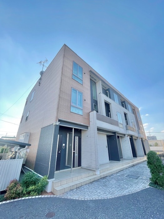 エントランス部分 ニューグランドール