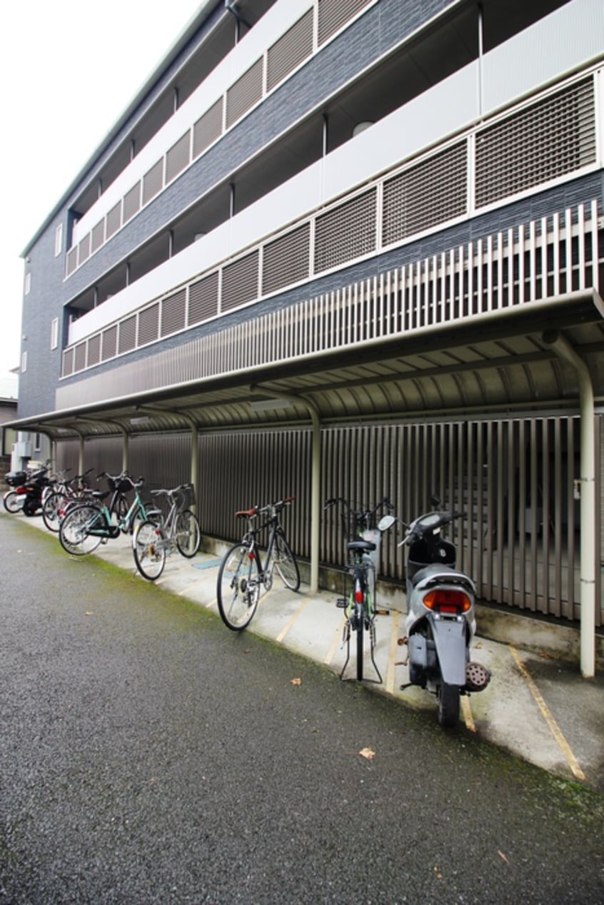 駐輪場 フェニックス浦和北