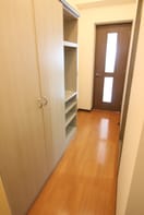 廊下 日吉セントラルアネックス