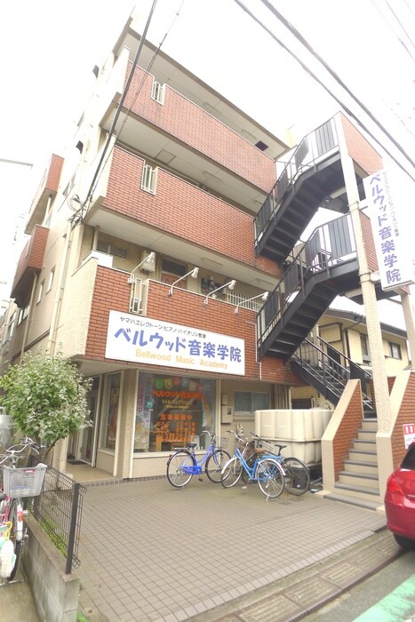 エントランス部分 レジデンス上青木西