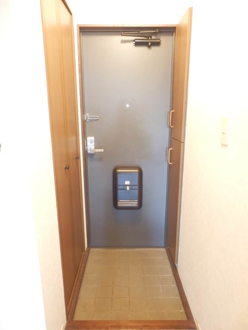 玄関 ラヴィル　1108