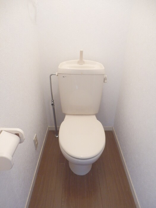 トイレ ラヴィル　1108