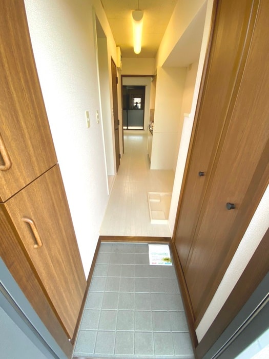 玄関 ラヴィル　1108