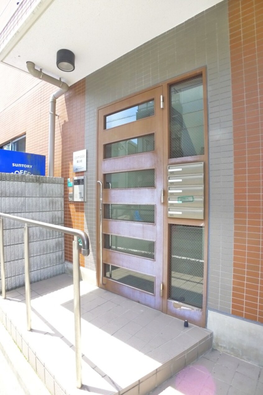 エントランス部分 comodo東小岩