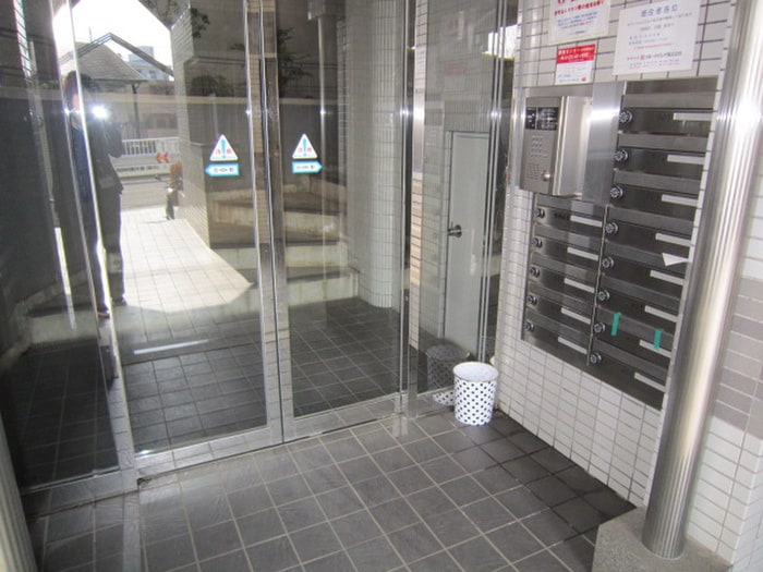 エントランス部分 リバティー座間（２０４）