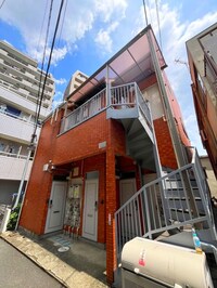 トラッドハウス