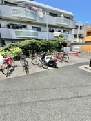駐輪場 ハイツいづみ