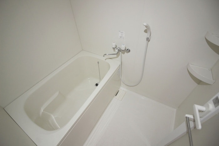 バス／シャワールーム等 エルマ－ノ