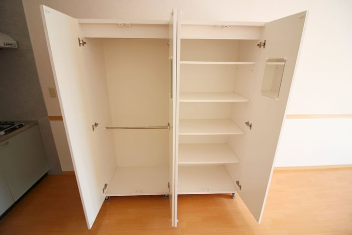 収納 エルマ－ノ