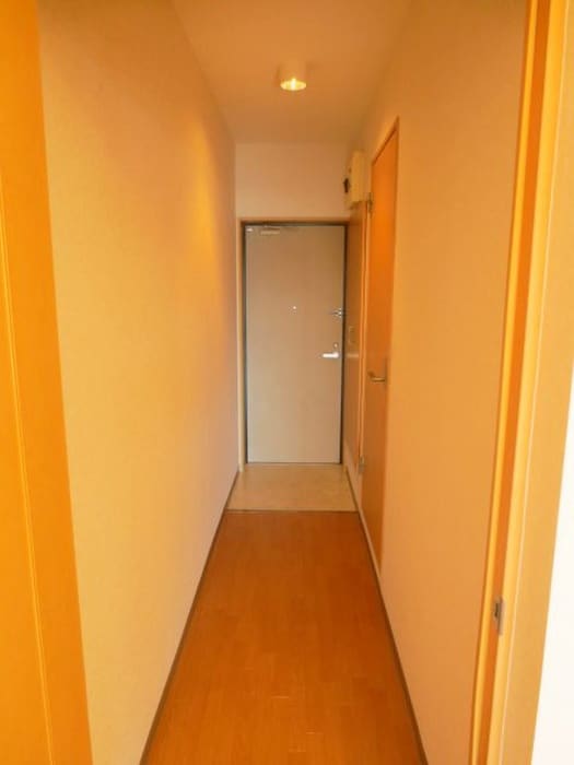 玄関 エルマ－ノ