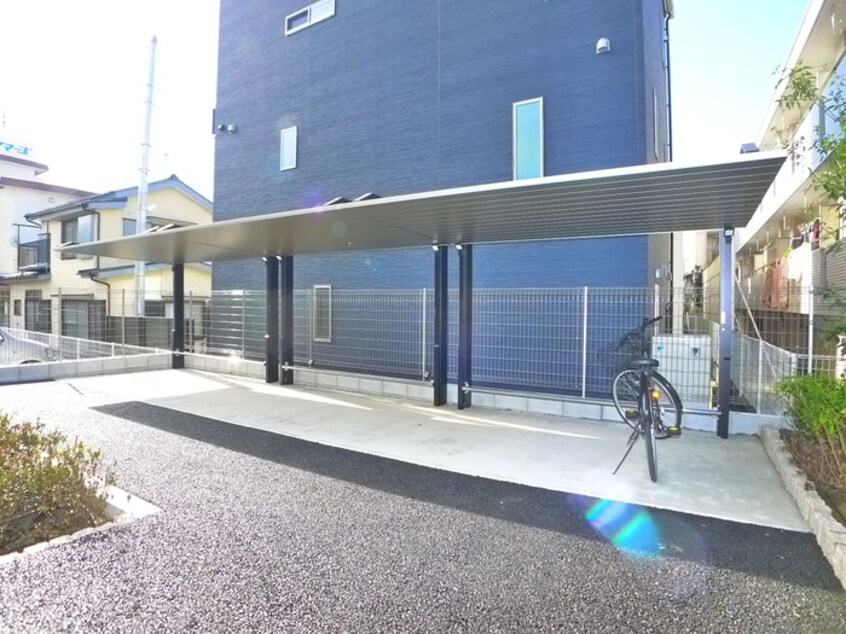 駐輪場 アイリスタ柏