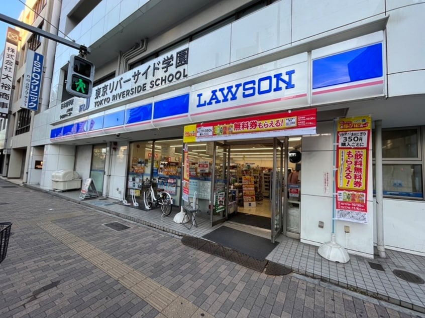 物件(コンビニ)まで180m アーバンパーク浅草Ⅱ