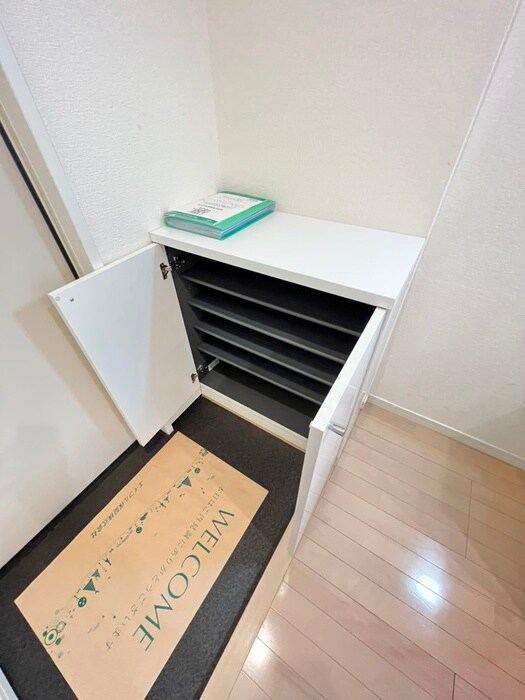 靴箱 アートスペース横浜