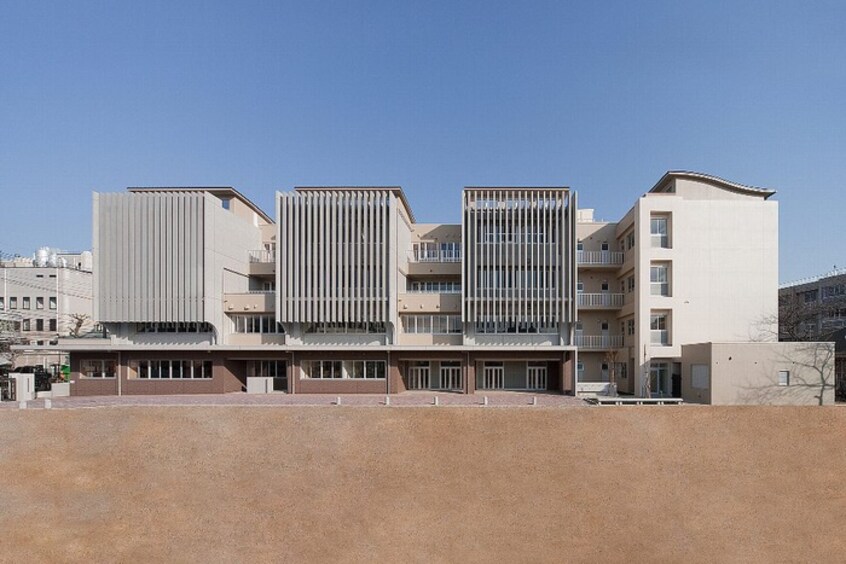 八王子市立第五中学校(中学校/中等教育学校)まで197m Ｔ－Ｓｑｕａｒｅ八王子
