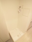 洗濯機置場 エルファーロ中野新井薬師