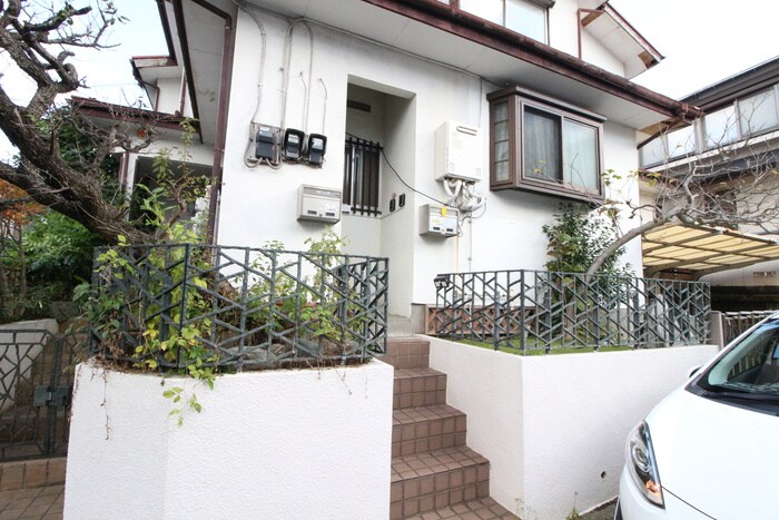 エントランス部分 サンビレッジ