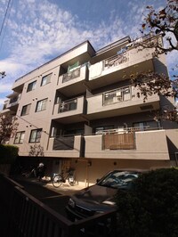 エフズエマナンス（２０２）