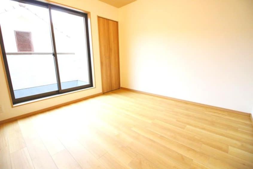 居室 ＢＬＡＮＦＥＲＴＥ氷川