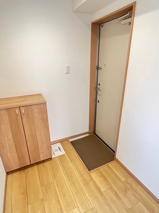 玄関 ＢＬＡＮＦＥＲＴＥ氷川