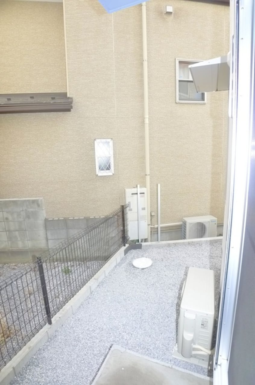 ベランダ・バルコニー ワイズモダン