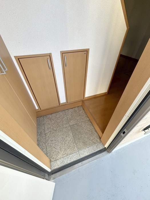 玄関 せせらぎ夏秋