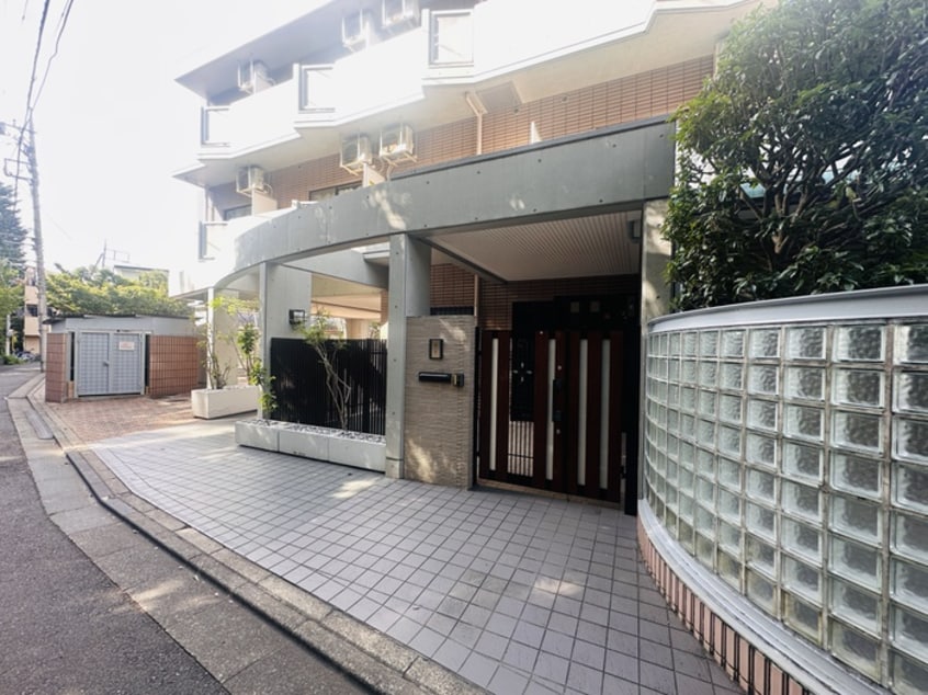 エントランス部分 クルーブ成城