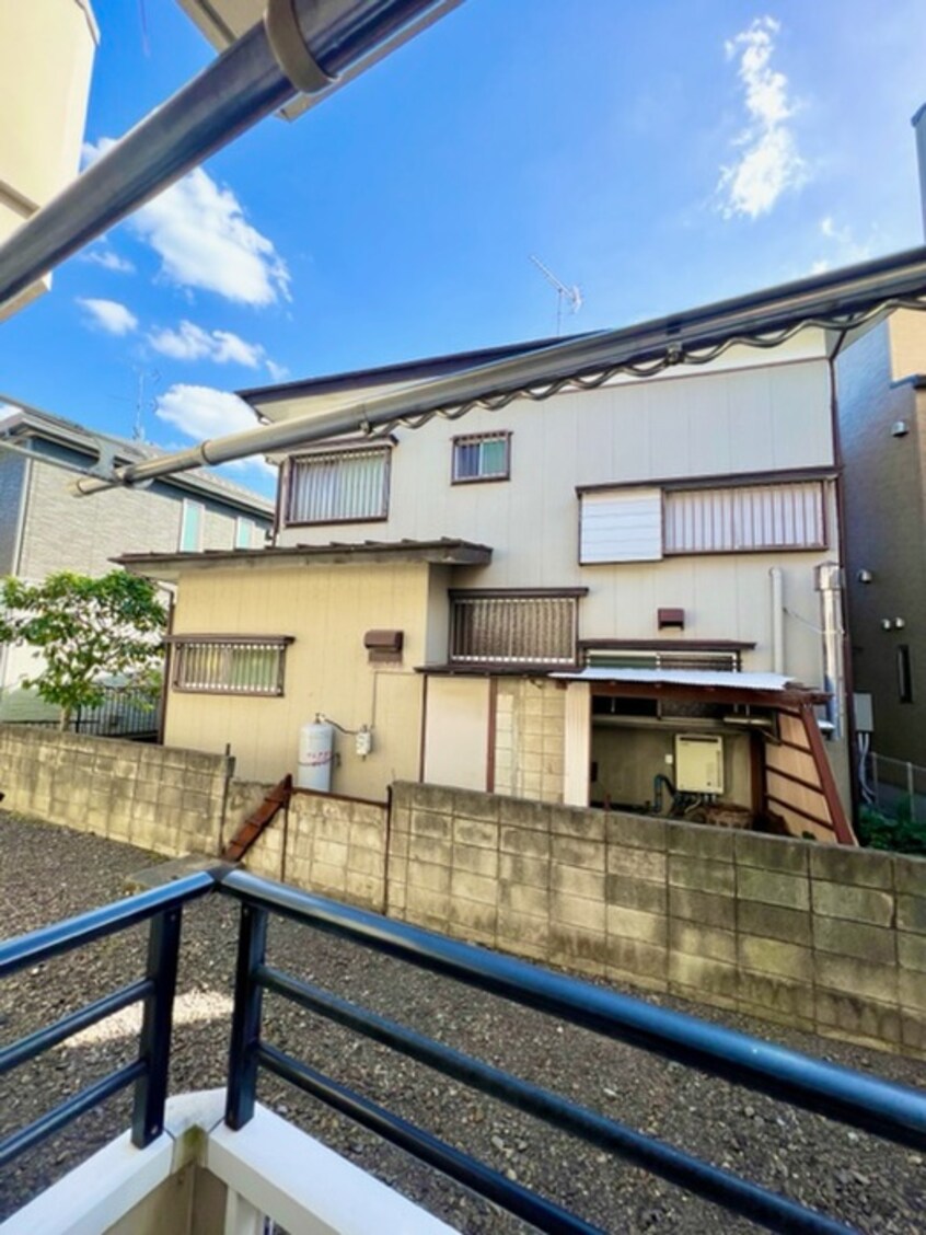 室内からの展望 ベルローズ日吉