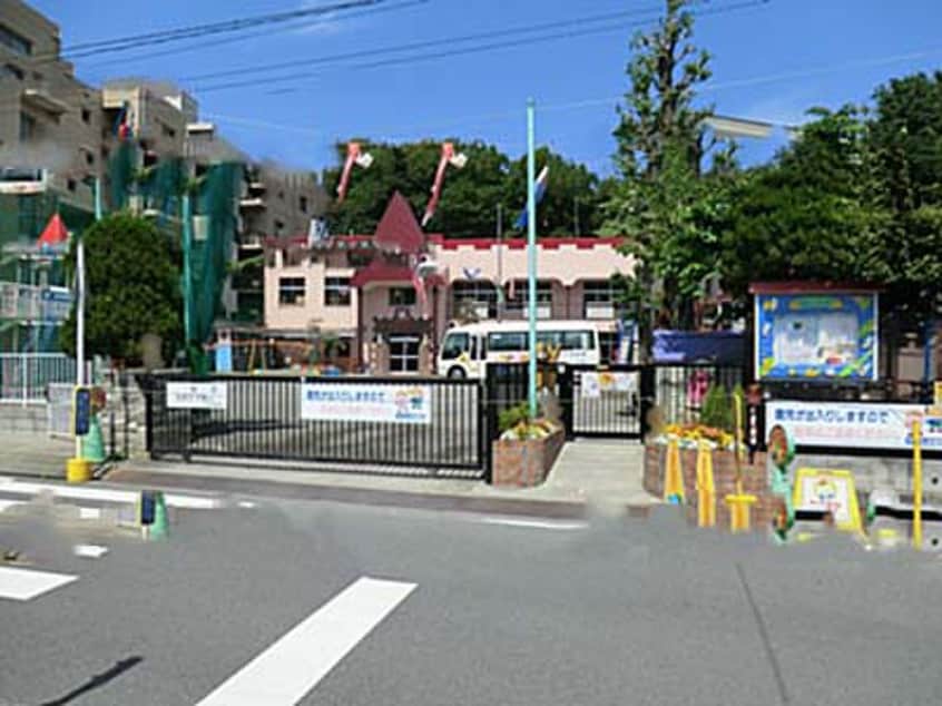 チロル幼稚園(幼稚園/保育園)まで444m ベルローズ日吉