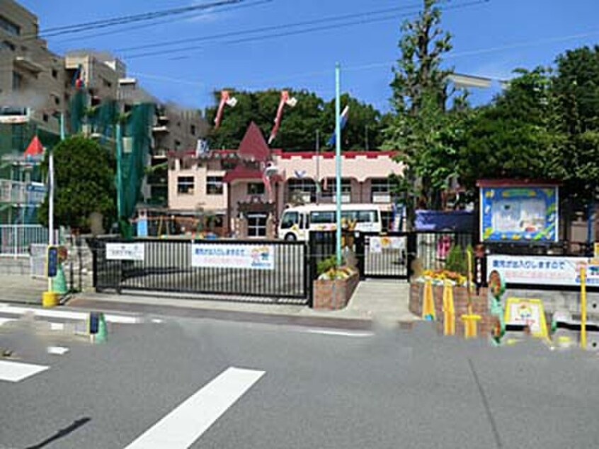 チロル幼稚園(幼稚園/保育園)まで444m ベルローズ日吉