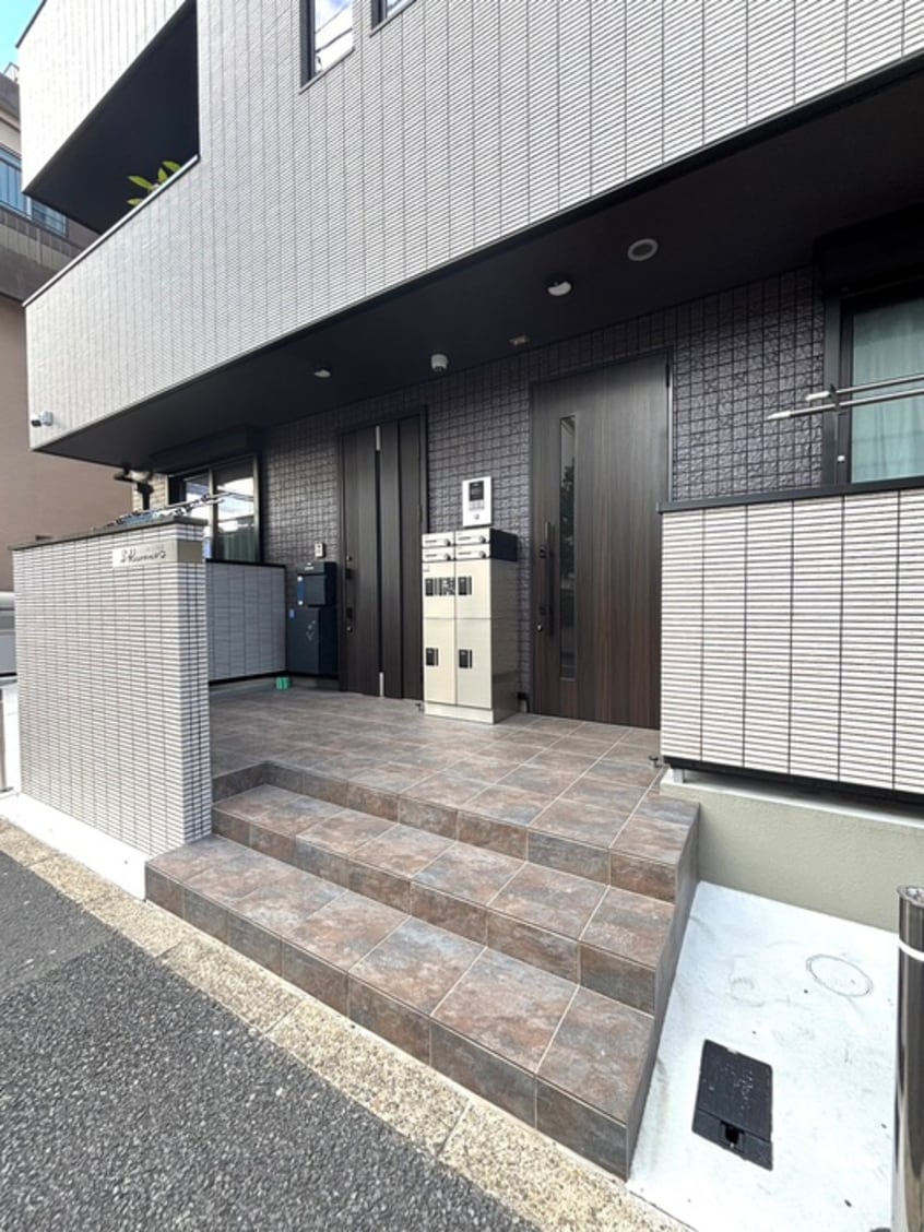 エントランス部分 エス・レゾナンス