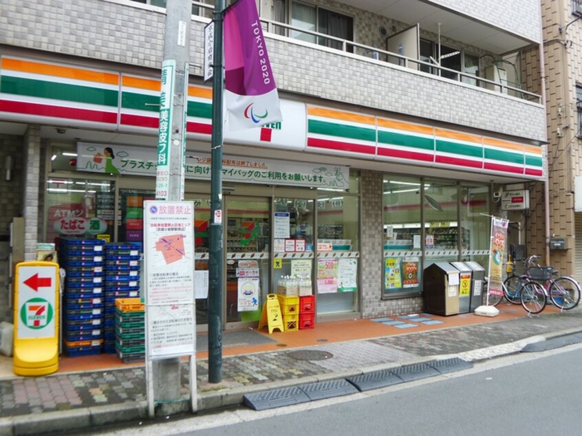 セブンイレブン(コンビニ)まで26m Ｋ＆Ｈ