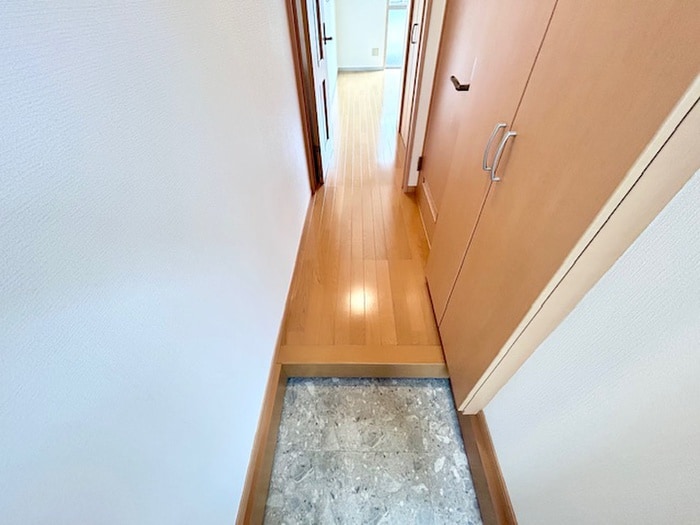 玄関 ドミールM