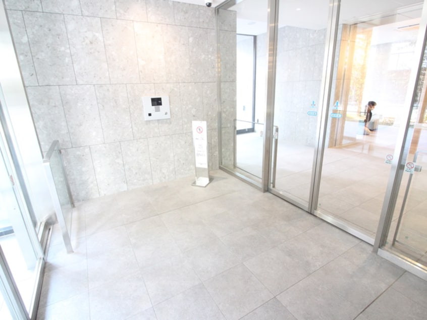 エントランス部分 ﾚｰﾍﾞﾝ本厚木THE MASTERS TOWER