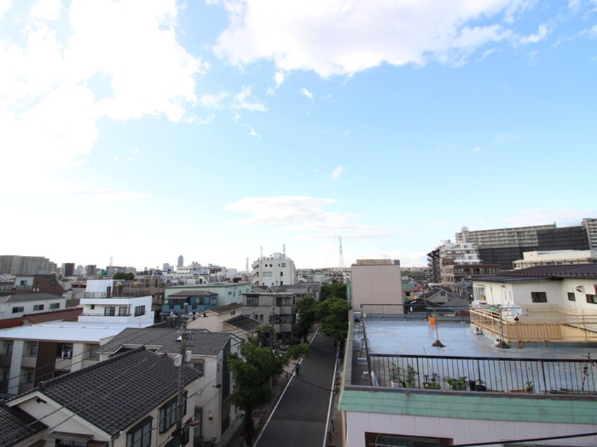 室内からの展望 王子北ウイング