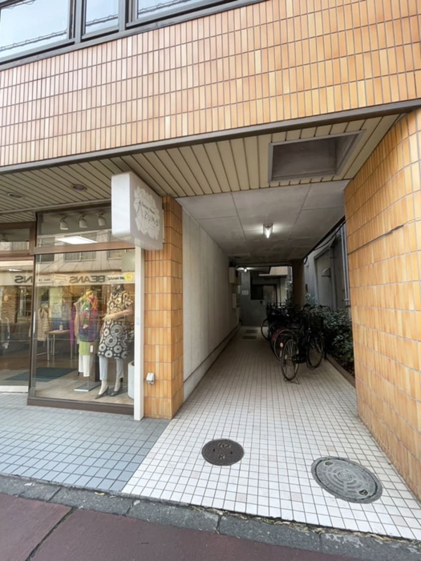 エントランス部分 あずまコ－ポ
