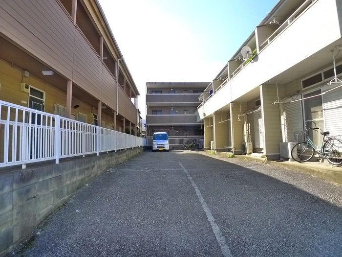 駐車場 リバーサイド７番館