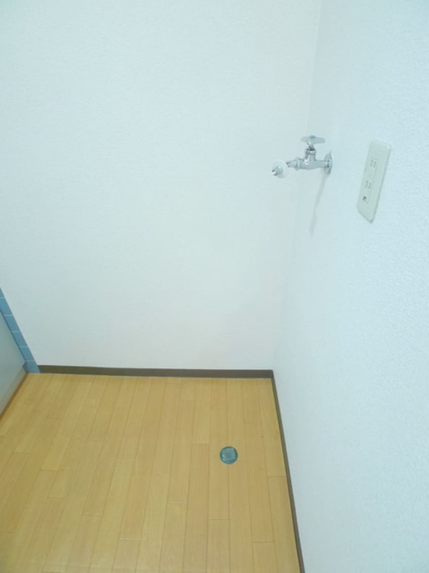 洗濯機置場 フォーレ新松戸
