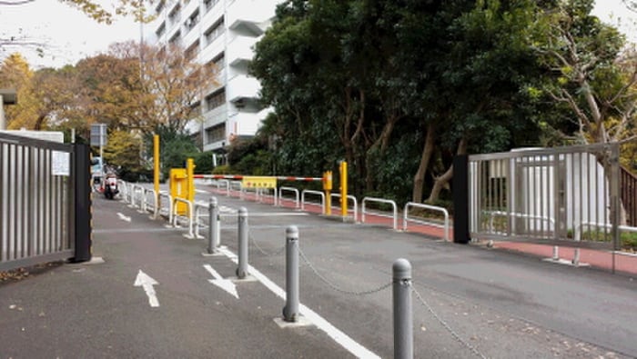 横浜国立大学(大学/短大/専門学校)まで900m プライムヒルズ和田町