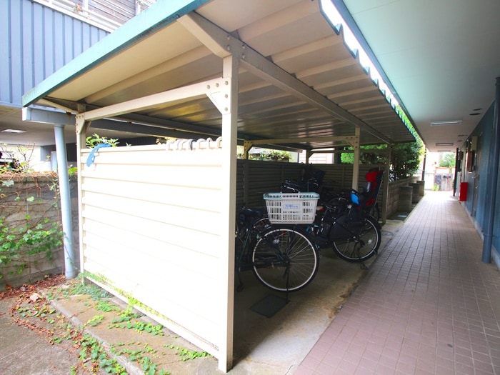 駐輪場 富士見町ハイツ